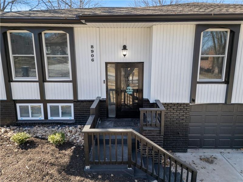 8906 N Mcgee St, Kansas City, MO 64155