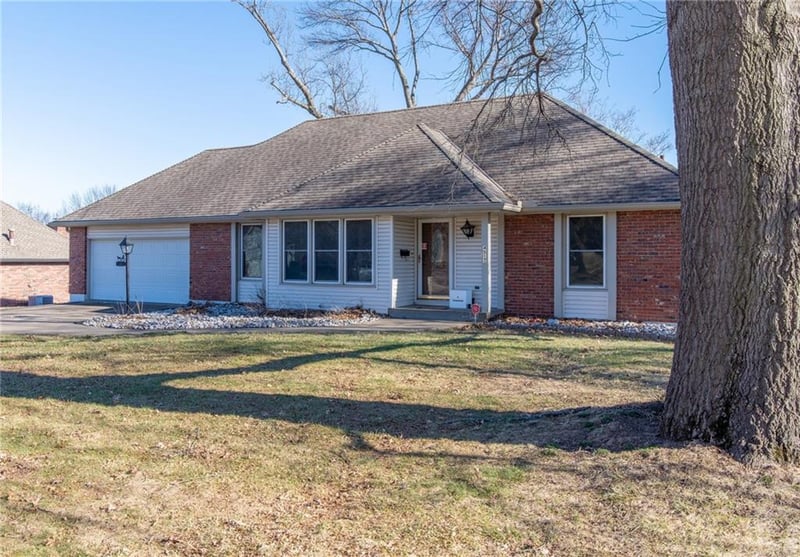4517 Fremont St, Independence, MO 64055