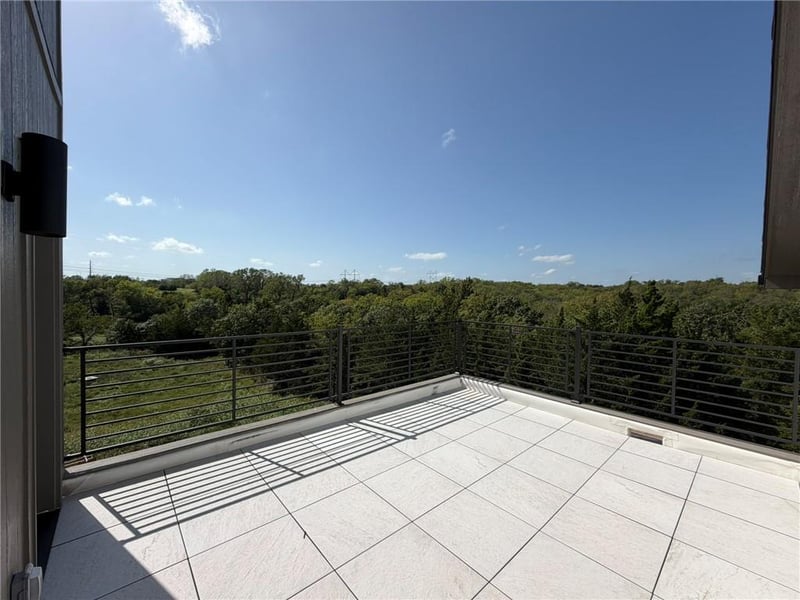 9310 Freedom St, Lenexa, KS 66227
