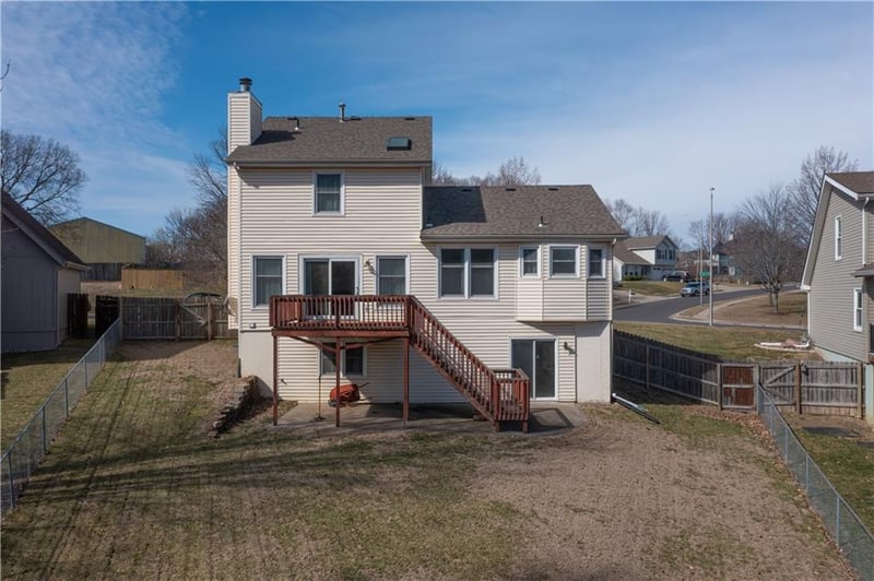 10301 NW 85th St, Kansas City, MO 64153