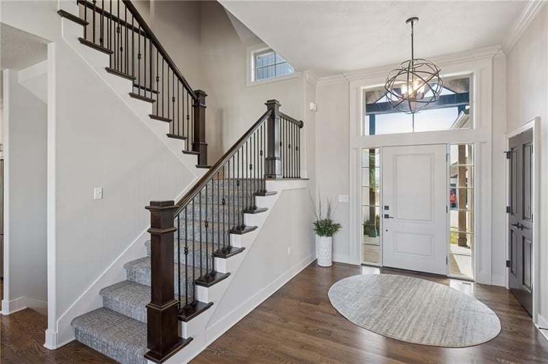 2500 NW Riverview Dr, Riverside, MO 64150