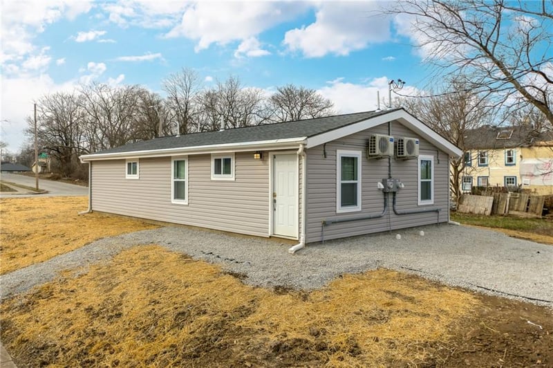 2023 College Ave, Kansas City, MO 64129