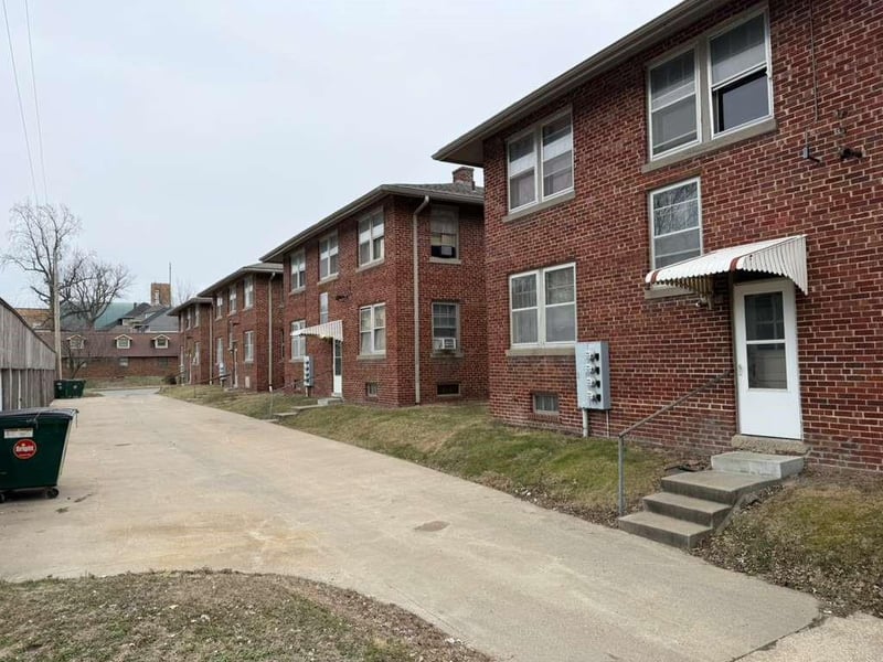 2511-2517 Mitchell Ave, St Joseph, MO 64507