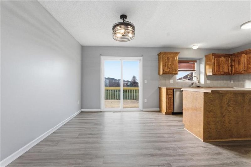 1203 Silver Maple Dr, Belton, MO 64012