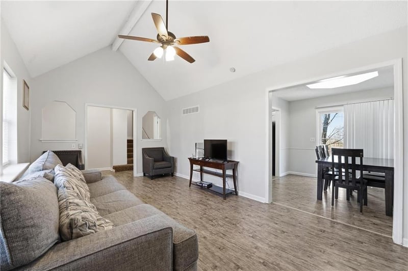 7901 NW 85th Ter, Kansas City, MO 64153