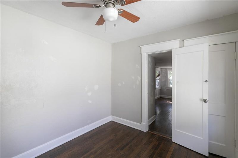 2446 Quincy St, Kansas City, MO 64127