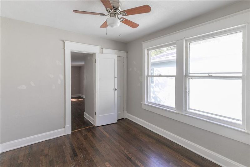 2446 Quincy St, Kansas City, MO 64127