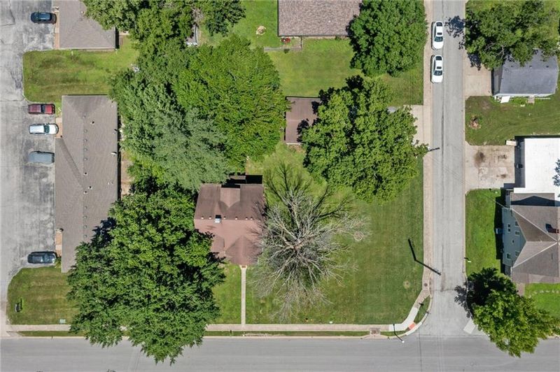 602 W Walnut St, Grain Valley, MO 64029