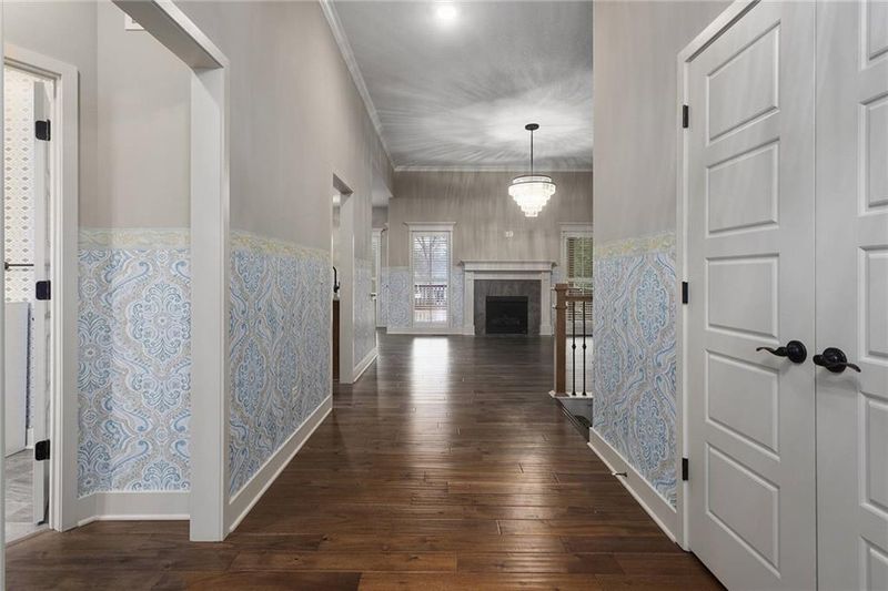 303 NE 102nd St, Kansas City, MO 64155