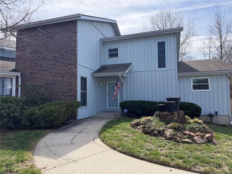 1213 NE 83rd Ter, Kansas City, MO 64118