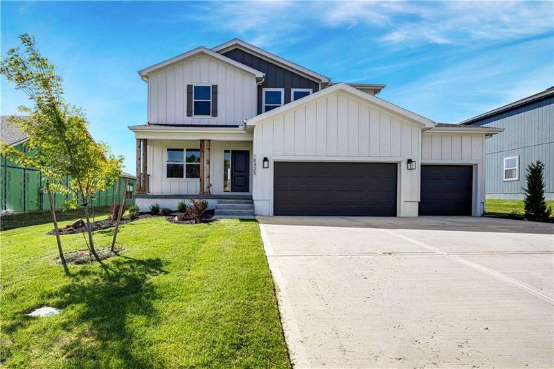18425 W 195 St W, Spring Hill, KS 66083