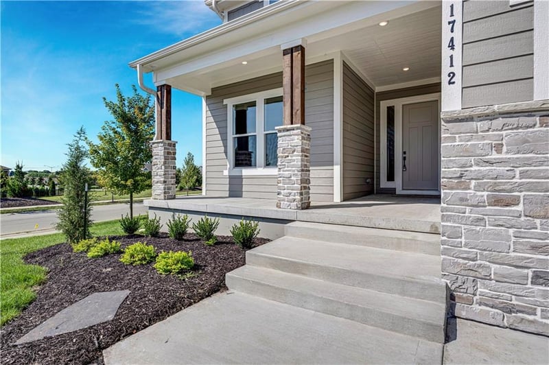 17412 Richards St, Overland Park, KS 66221