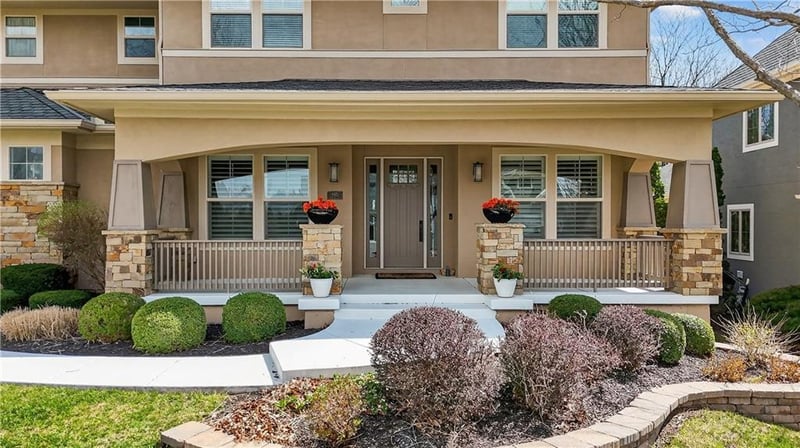 16421 Barton St, Overland Park, KS 66221