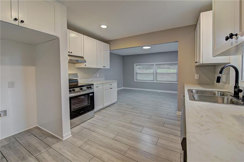 3427 N Bales Ave, Kansas City, MO 64117