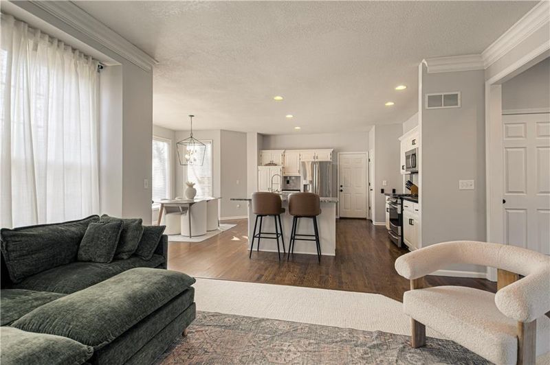 15729 Maple St, Overland Park, KS 66223