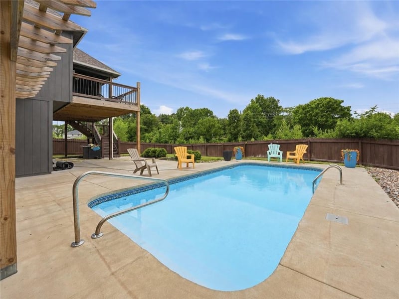 11300 N Michigan Ave, Kansas City, MO 64155
