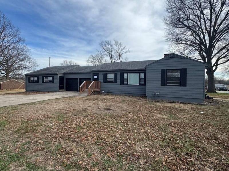 6301 Kentucky Ave, Raytown, MO 64133