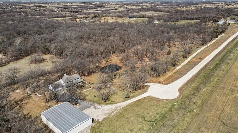 Hollingsworth Rd, Basehor, KS 66007
