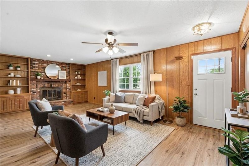 3712 E 104th St, Kansas City, MO 64137