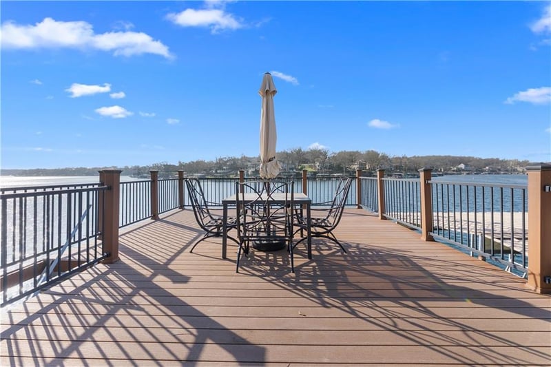 20 H St, Lake Lotawana, MO 64086
