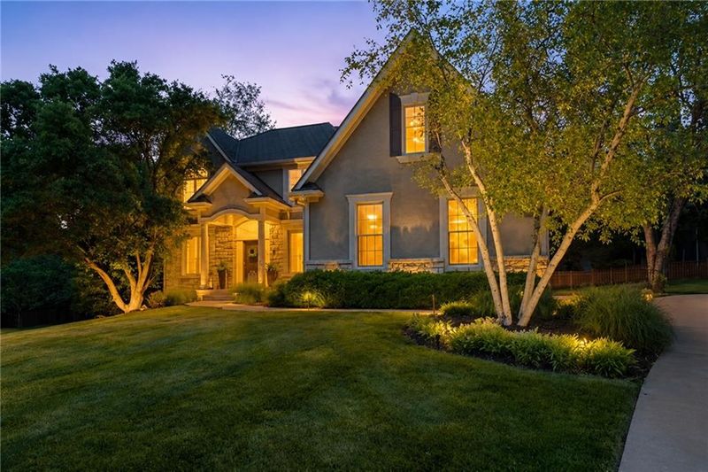 14601 Carter St, Overland Park, KS 66221