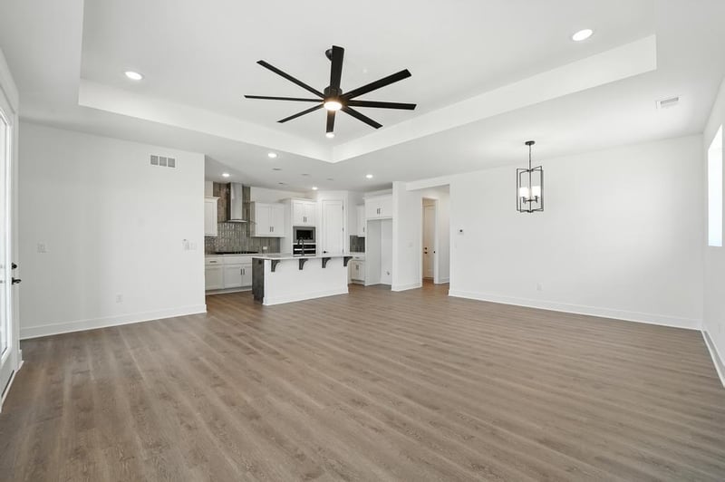 1717 NW 105th Ter, Kansas City, MO 64155