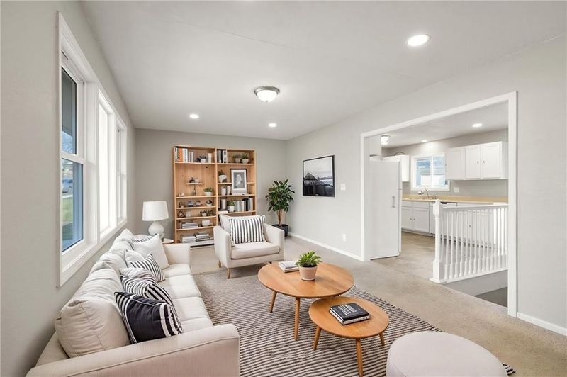 3704 E 107th St, Kansas City, MO 64137