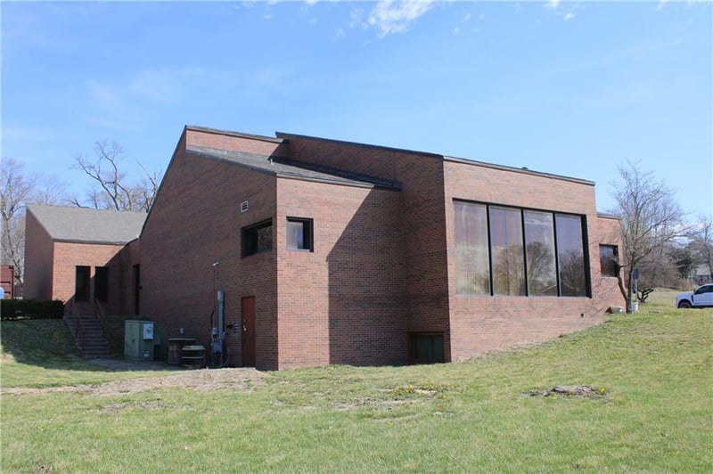 4033 NE Parvin Rd, Kansas City, MO 64117