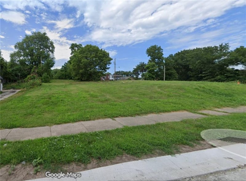 1706 Greeley Ave, Kansas City, KS 66104