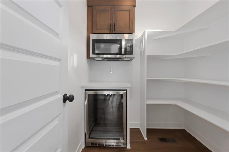 13309 W 179th St, Overland Park, KS 66013