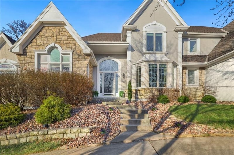 5929 N Mattox Rd, Kansas City, MO 64151