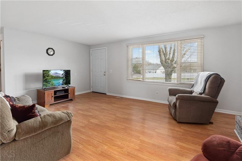 27297 U Hw, Sedalia, MO 65301
