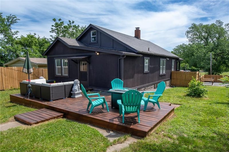 3118 Myrtle Ave, Kansas City, MO 64128