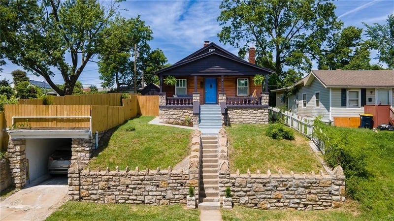 3118 Myrtle Ave, Kansas City, MO 64128