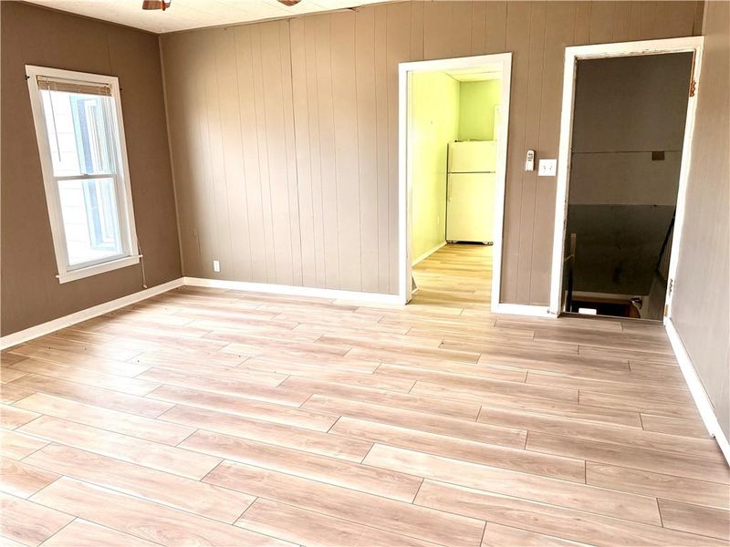319 E 4th St, Maryville, MO 64468