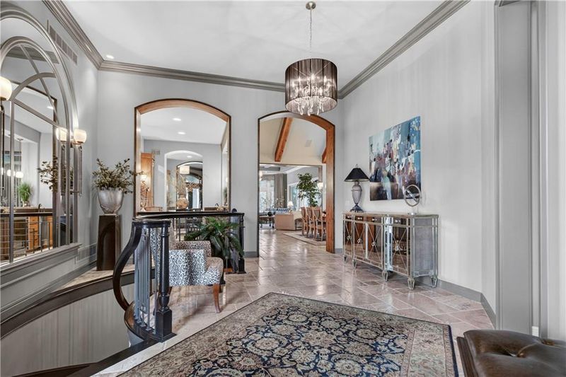 5275 W 150th Ter, Leawood, KS 66224