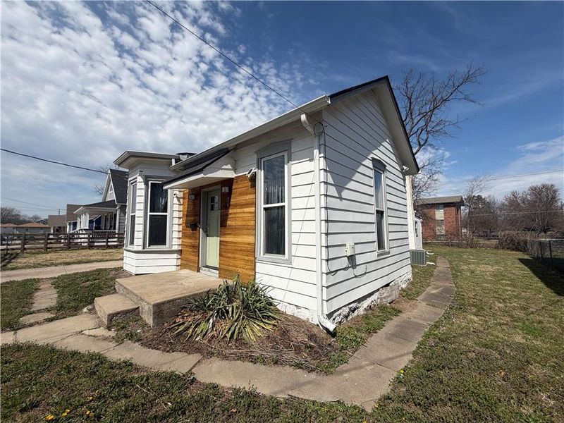 2602 Essex Ave, Kansas City, KS 66103