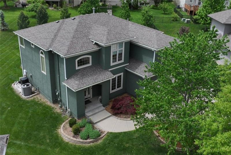 15534 Shawnee Dr, Overland Park, KS 66223