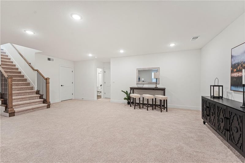 1700 NW 105th Ter, Kansas City, MO 64155