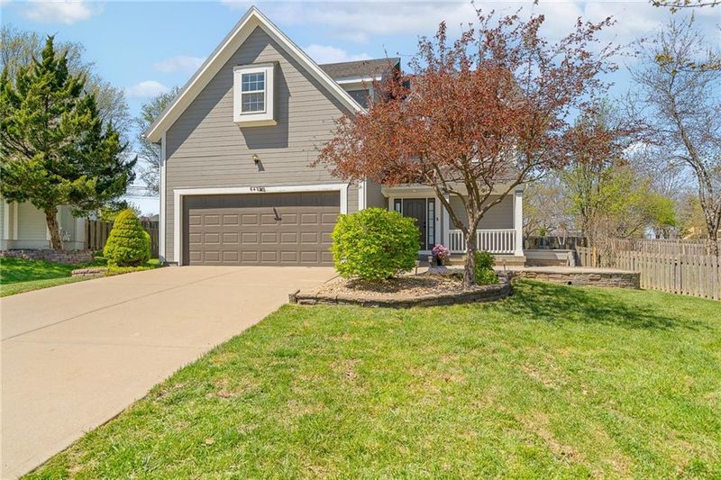 6412 Noreston St, Shawnee, KS 66218