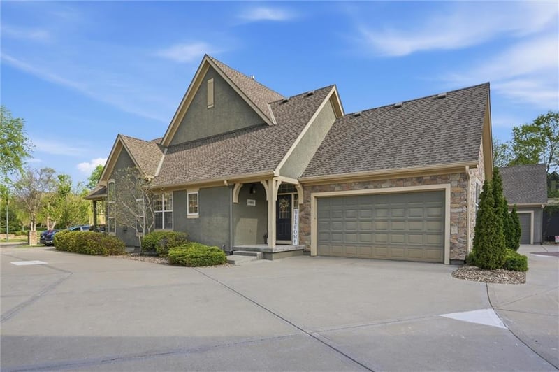 14801 Meadow Ln, Leawood, KS 66224