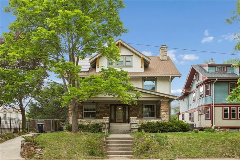 3515 Virginia Ave, Kansas City, MO 64109