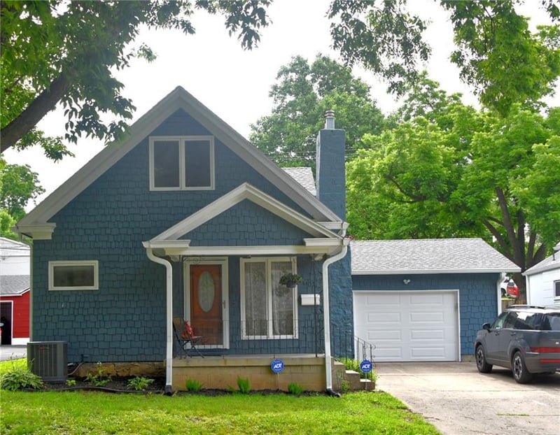 4455 Cambridge St, Kansas City, KS 66103
