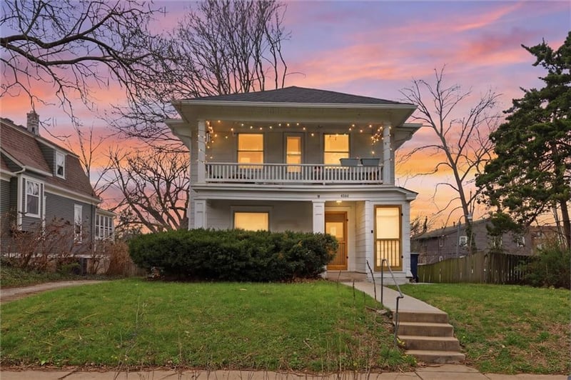 4008 Charlotte St, Kansas City, MO 64110