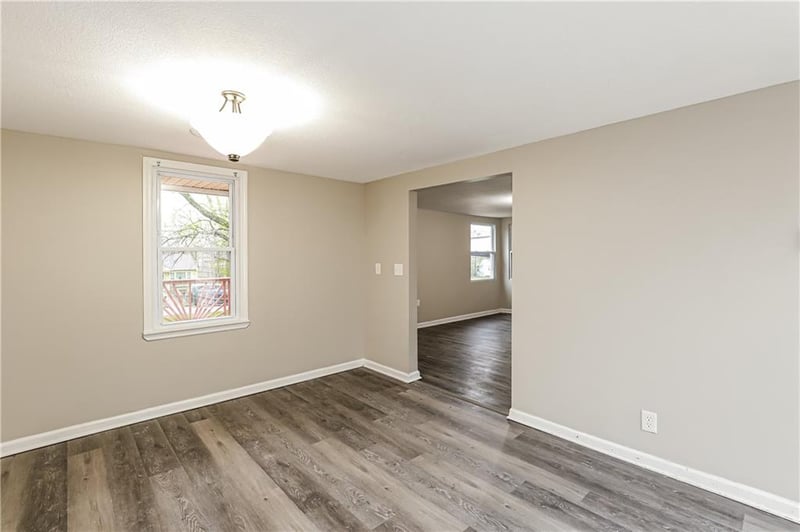 7933 N Jefferson St, Kansas City, MO 64118