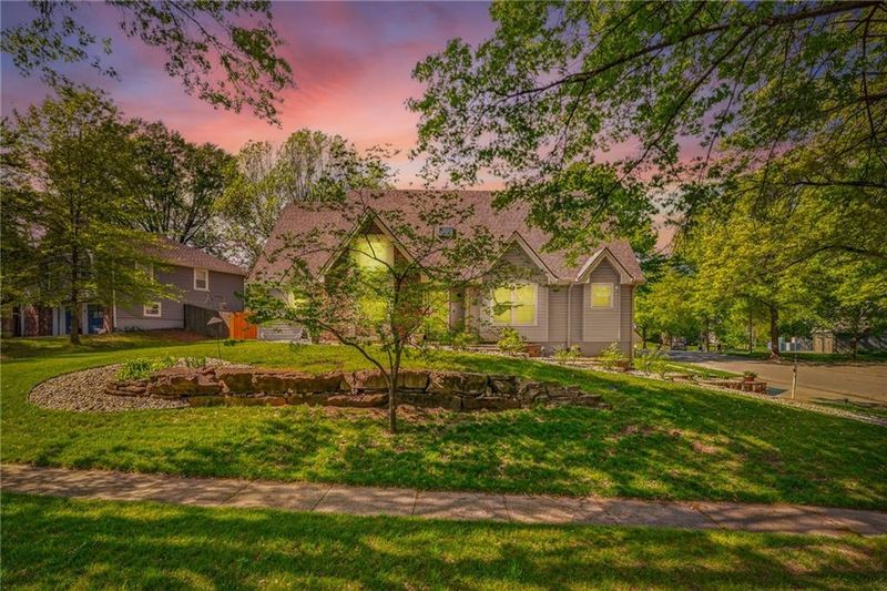 4302 NW 60th Ct, Kansas City, MO 64151