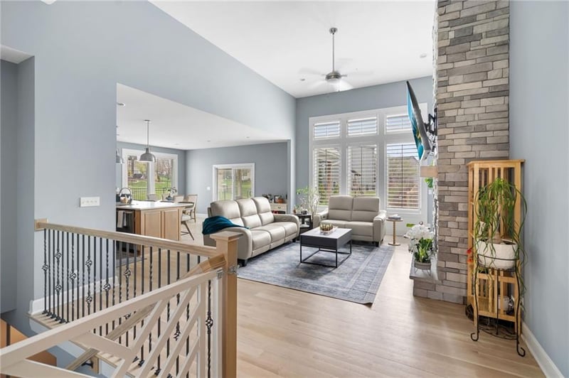 7703 Green St, Lenexa, KS 66227