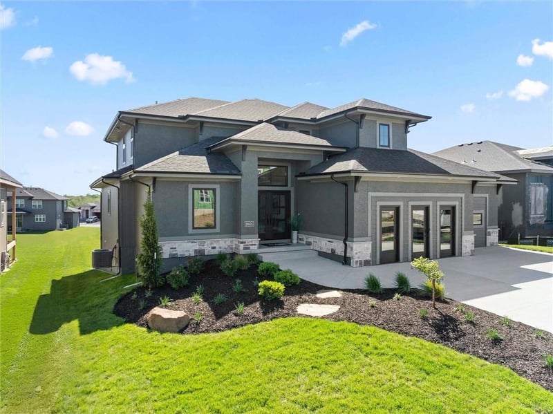 16932 Parkhill St, Overland Park, KS 66221