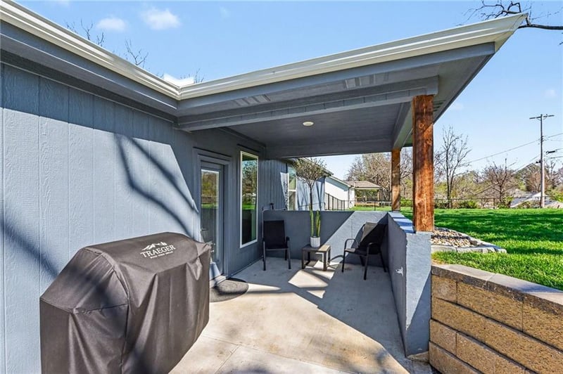 3517 N College Ave, Kansas City, MO 64117