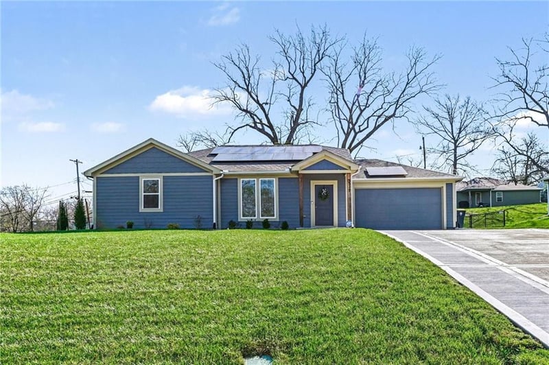 3517 N College Ave, Kansas City, MO 64117